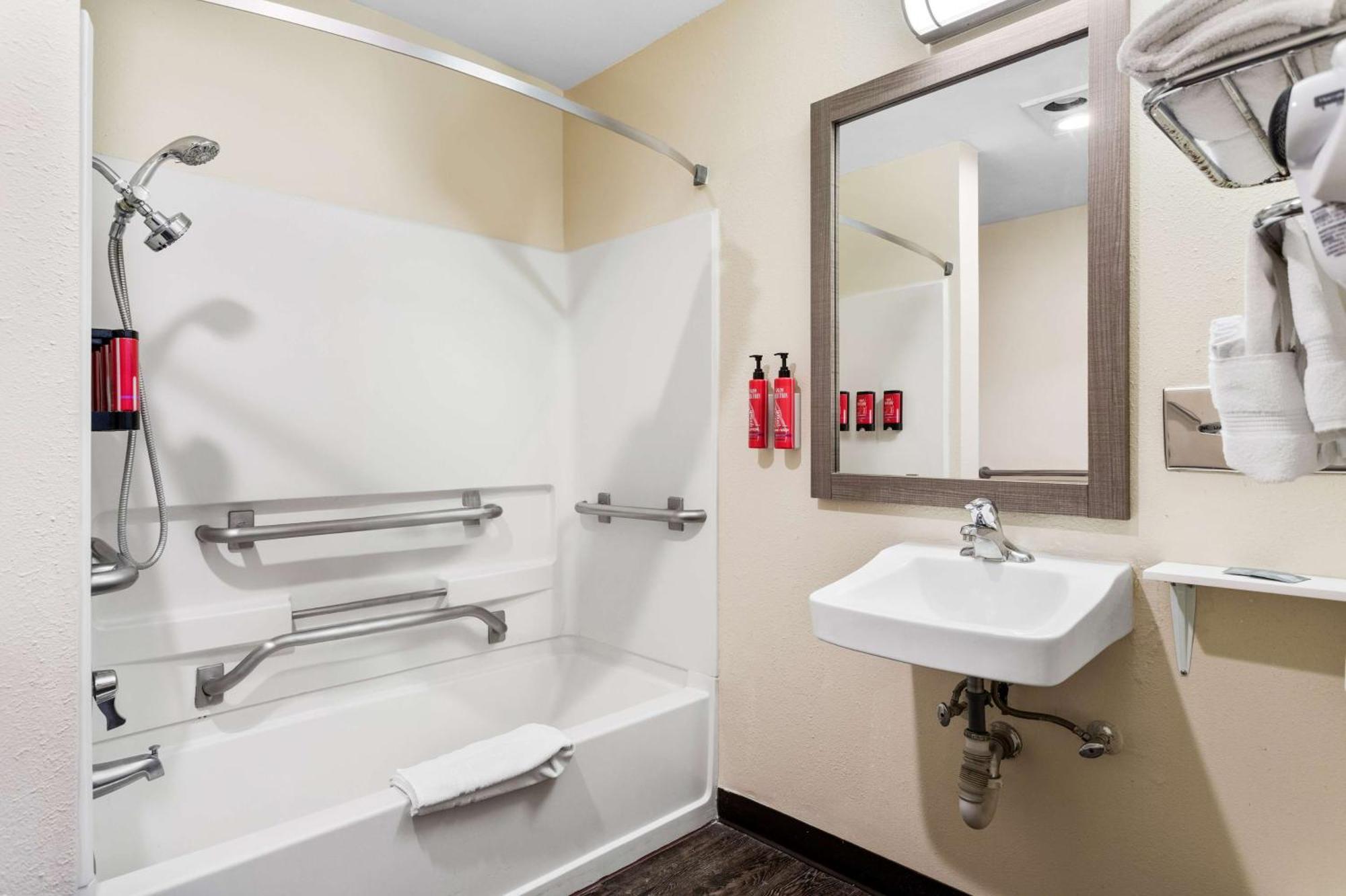 Surestay Hotel By Best Western Albuquerque Midtown Bagian luar foto
