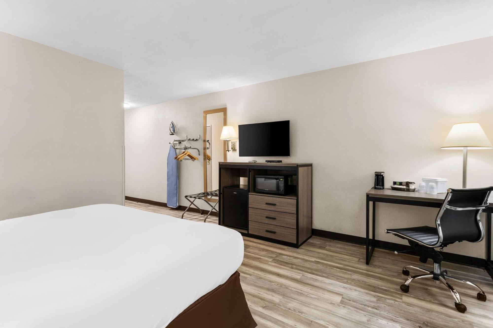 Surestay Hotel By Best Western Albuquerque Midtown Bagian luar foto