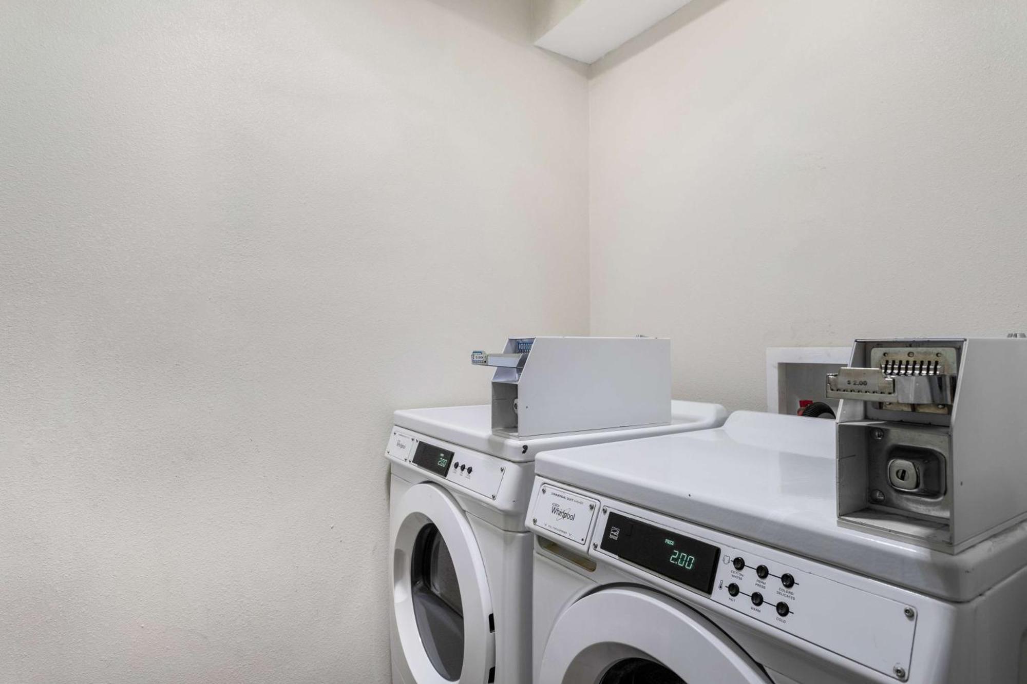 Surestay Hotel By Best Western Albuquerque Midtown Bagian luar foto