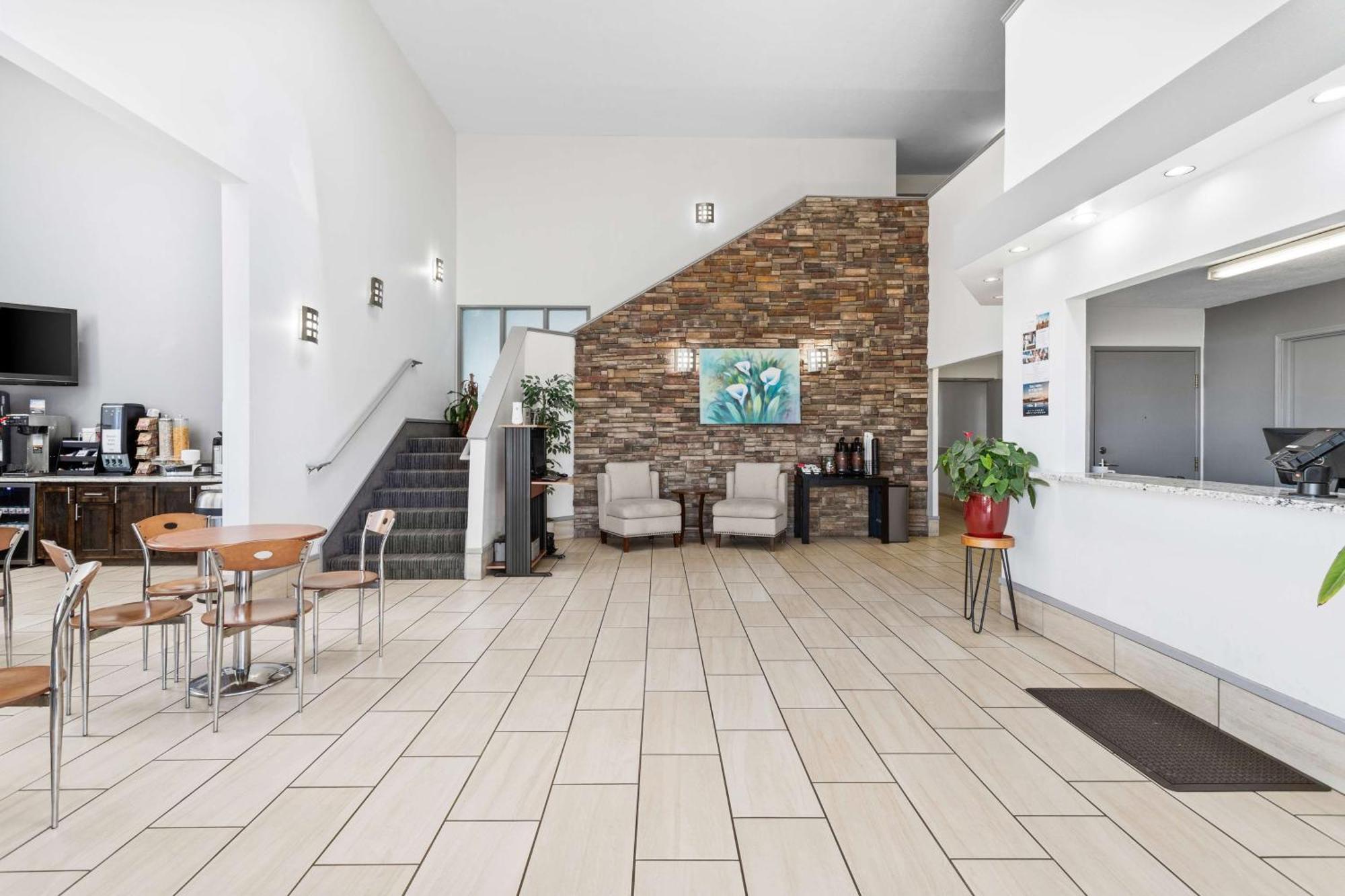 Surestay Hotel By Best Western Albuquerque Midtown Bagian luar foto