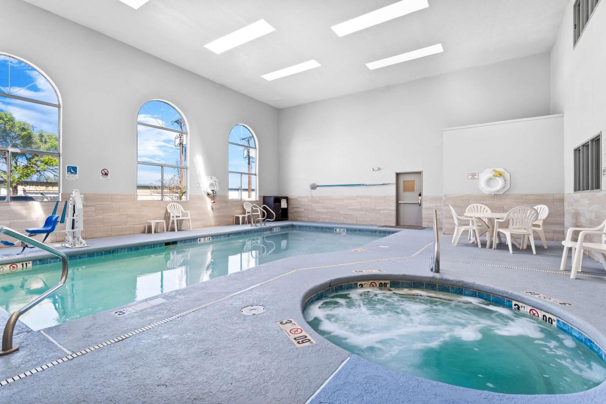 Surestay Hotel By Best Western Albuquerque Midtown Bagian luar foto